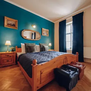 Apartment Magnificent Historical Penthouse In The Heart Of